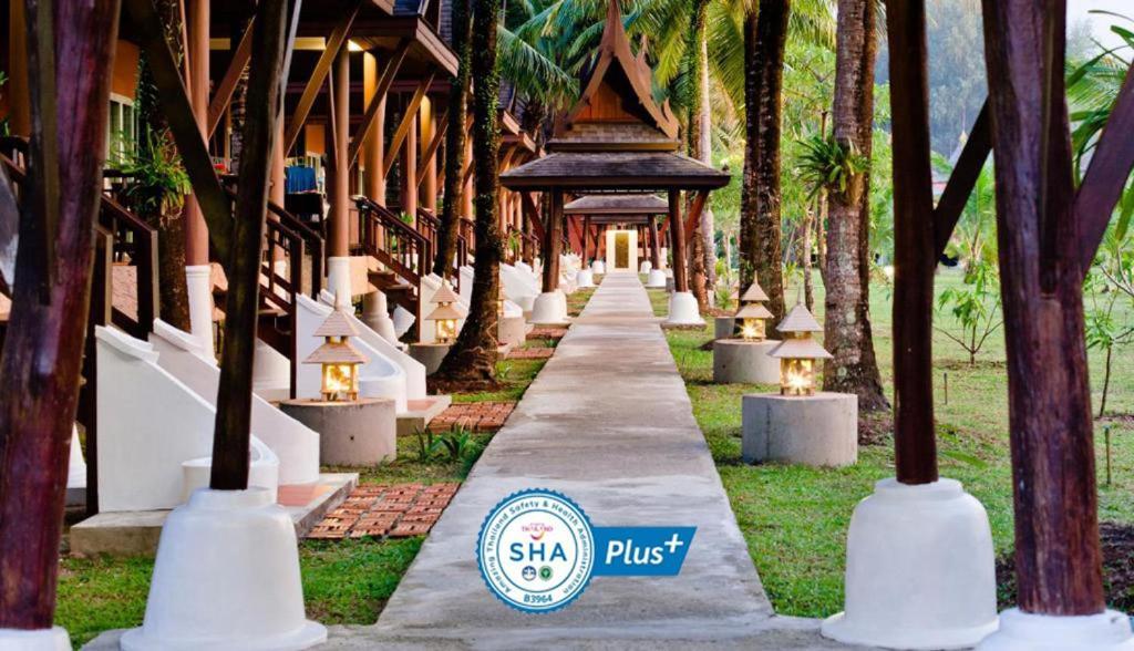 C&N コー カオ ビーチ リゾート【SHA Plus+認定】 Koh Kho Khao Island エクステリア 写真